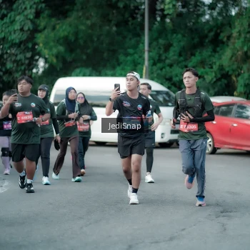 Runner Photo 3905356