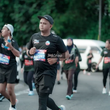 Runner Photo 3905390