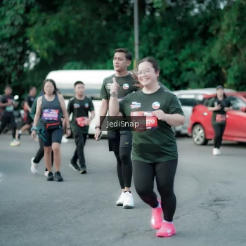 Runner Photo 3905418