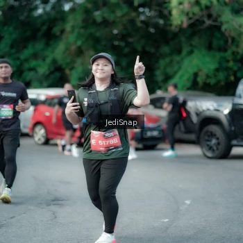 Runner Photo 3905481