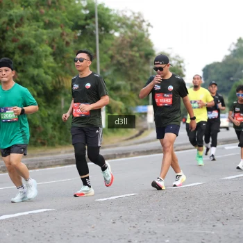 Runner Photo 3905593