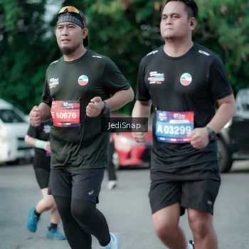 Runner Photo 3905643