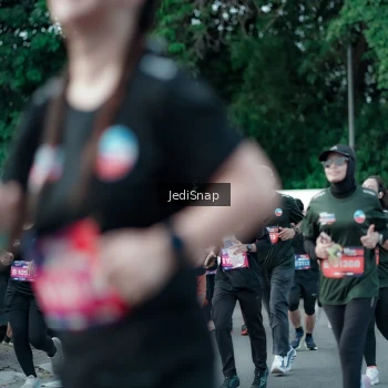 Runner Photo 3905695