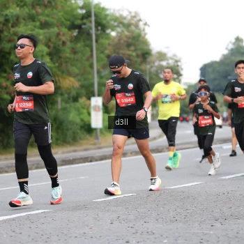 Runner Photo 3905697