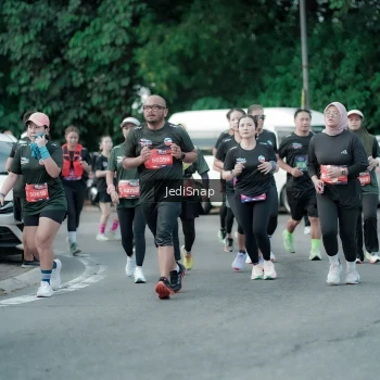 Runner Photo 3905728