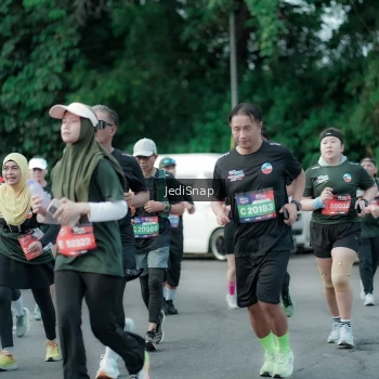 Runner Photo 3905748