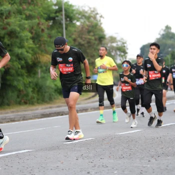 Runner Photo 3905768