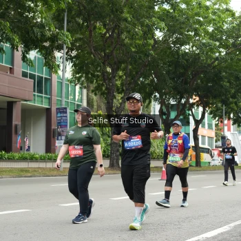 Runner Photo 3905784