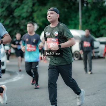Runner Photo 3905812