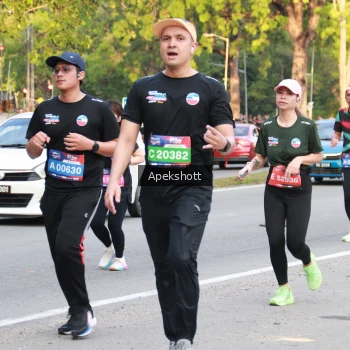 Runner Photo 3905835