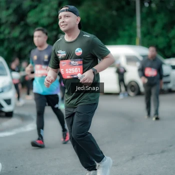 Runner Photo 3905838