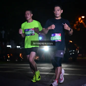 Runner Photo 3905847