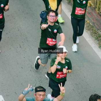 Runner Photo 3905866