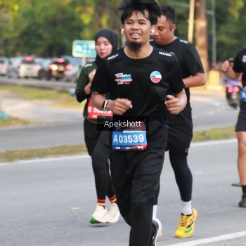 Runner Photo 3905888