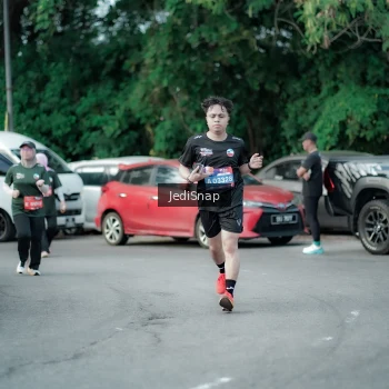 Runner Photo 3905890