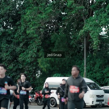 Runner Photo 3905894
