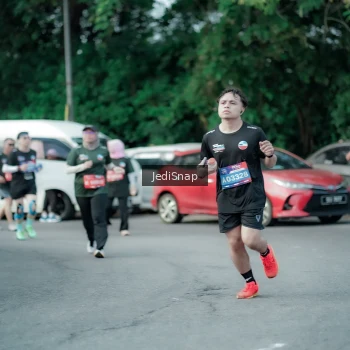 Runner Photo 3905903