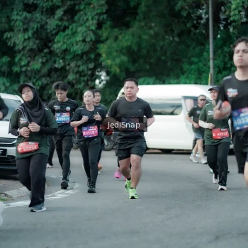 Runner Photo 3905924