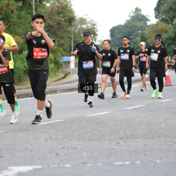 Runner Photo 3905934