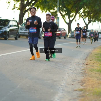 Runner Photo 3905953