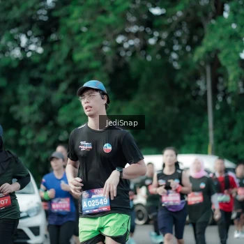 Runner Photo 3905984