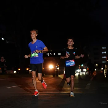 Runner Photo 3905987