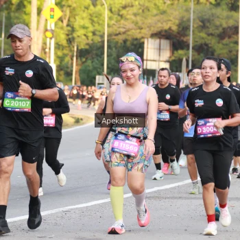Runner Photo 3906017