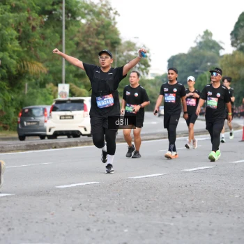 Runner Photo 3906037