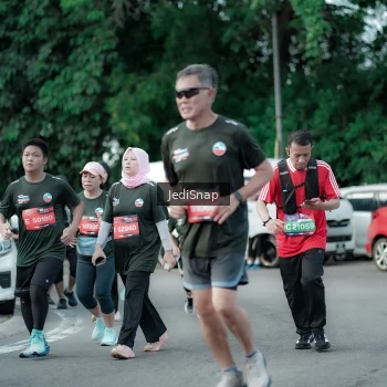 Runner Photo 3906041