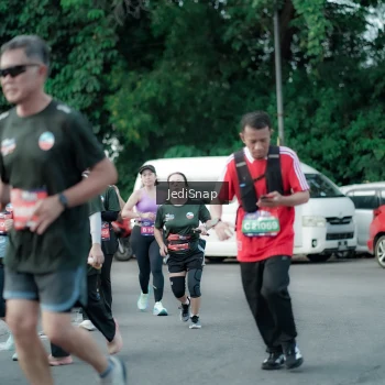 Runner Photo 3906051