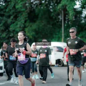 Runner Photo 3906052