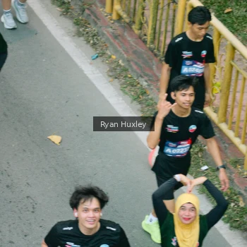 Runner Photo 3906057