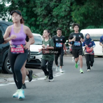 Runner Photo 3906101