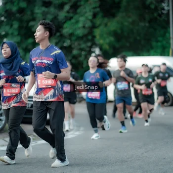 Runner Photo 3906138