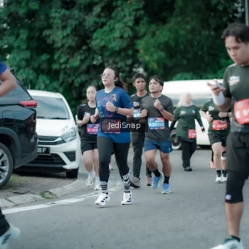 Runner Photo 3906151