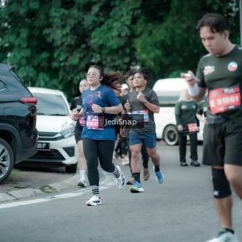 Runner Photo 3906167