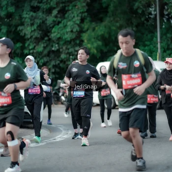 Runner Photo 3906198