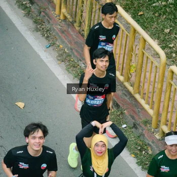 Runner Photo 3906201