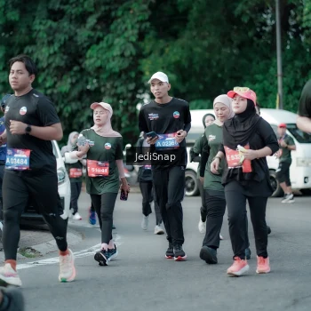 Runner Photo 3906205