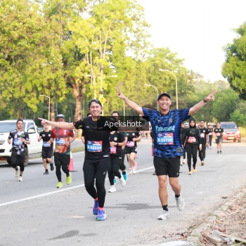 Runner Photo 3906265