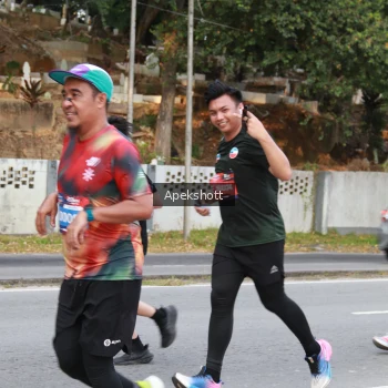 Runner Photo 3906327