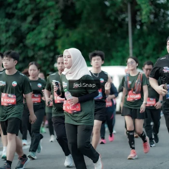 Runner Photo 3906329