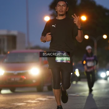 Runner Photo 3906334