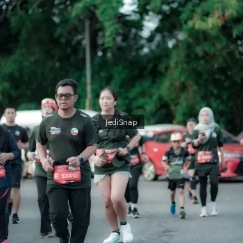 Runner Photo 3906352