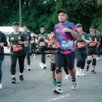 Runner Photo 3906373