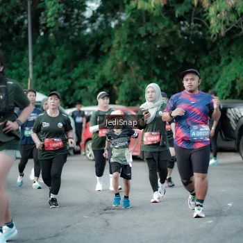 Runner Photo 3906378