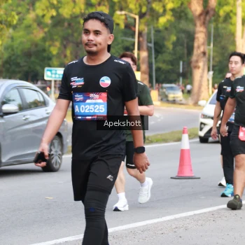 Runner Photo 3906382