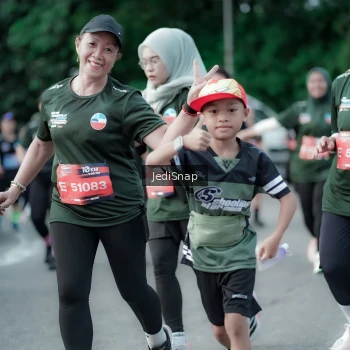 Runner Photo 3906403