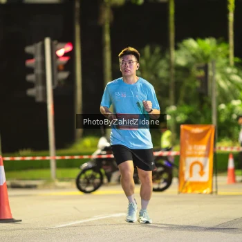 Runner Photo 3906415