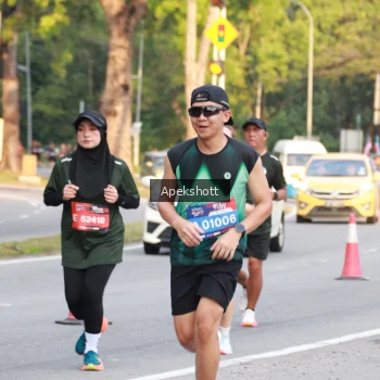Runner Photo 3906419